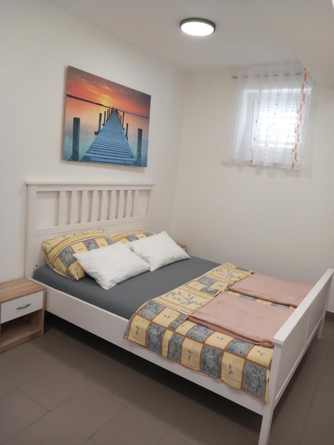 Apartmani Nizic Ядраново Екстериор снимка