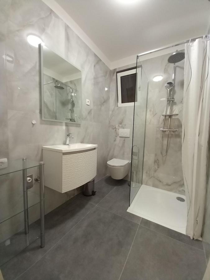Apartmani Nizic Ядраново Екстериор снимка